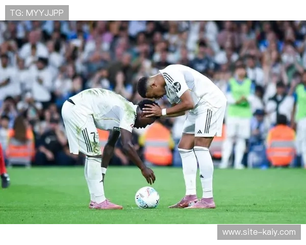 比利亚雷亚尔延续强势,莫莱罗世界波绝杀获评月最佳 比利亚雷亚尔延续强势,莫莱罗世界波绝杀获评月最佳