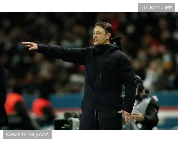 战术变革：科瓦奇执教下多特蒙德的攻守平衡之道