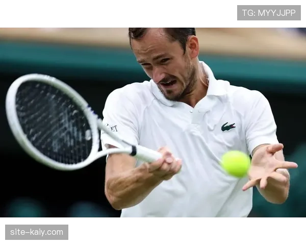 迈阿密网球赛因雨推迟，阿尔卡拉斯与梅德韦杰夫的半决赛延至次日